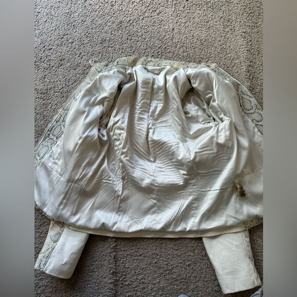 Elie Tahari Gwen Snake Suede Front Jacket Size Medium - Picture 10 of 16